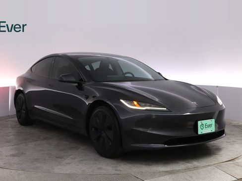 Used 2025 Tesla Model 3 RWD image 13