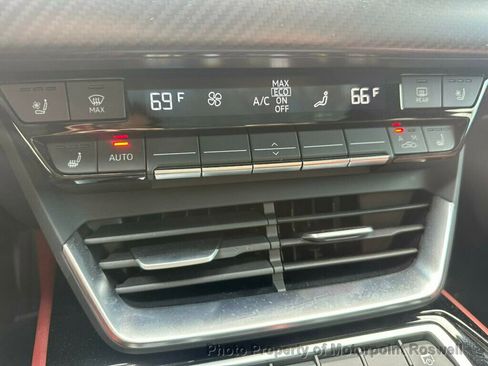 Used 2023 Audi e-tron GT Premium Plus w/ Performance Package image 18