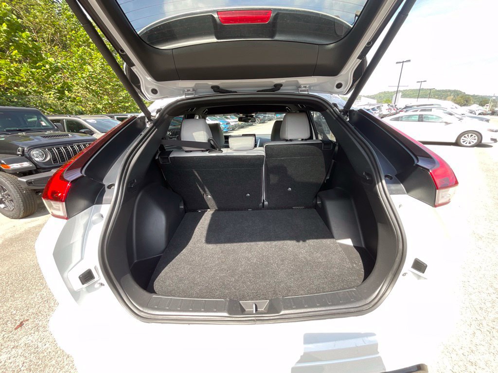 Used 2024 Mitsubishi Eclipse Cross SEL AWD/4WD image 27