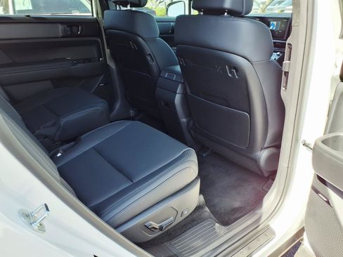 New 2026 Hyundai Santa Fe Calligraphy AWD/4WD image 8