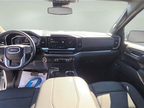 Used 2024 GMC Sierra 1500 SLT w/ SLT Premium Plus Package image 39