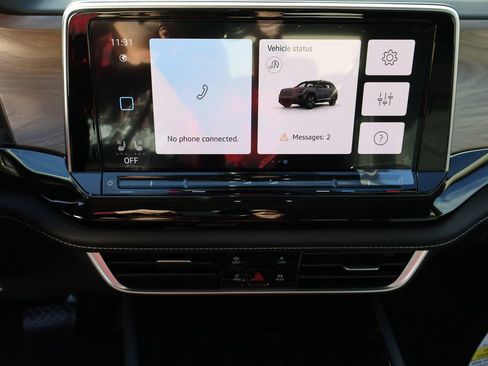 New 2026 Volkswagen Atlas SE image 28