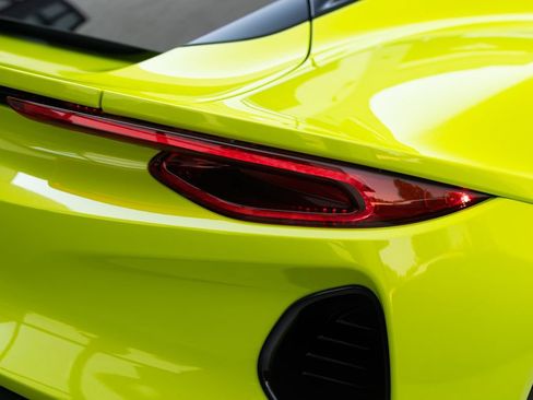 Used 2025 Lotus Emira RWD image 18