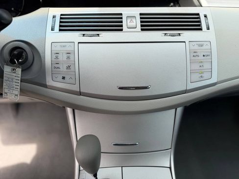 Used 2006 Toyota Avalon XL FWD image 17