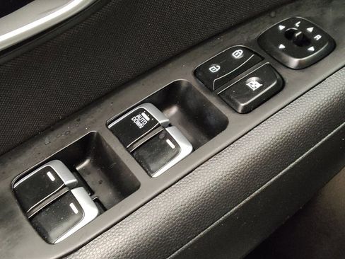 Used 2019 Kia Soul image 27