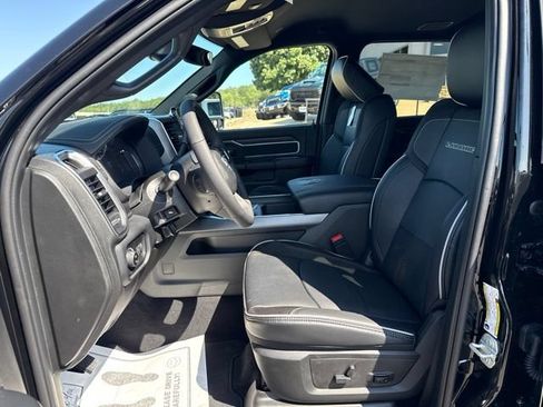 New 2026 RAM 3500 Laramie AWD/4WD image 28