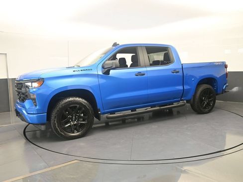Used 2025 Chevrolet Silverado 1500 Custom w/ Turbomax Blackout Package AWD/4WD image 2