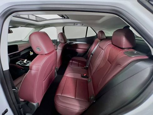 New 2025 Buick Envision Sport Touring image 24