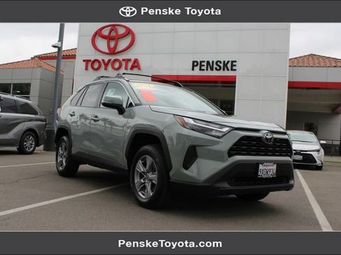 Certified 2022 Toyota RAV4 XLE FWD image 1