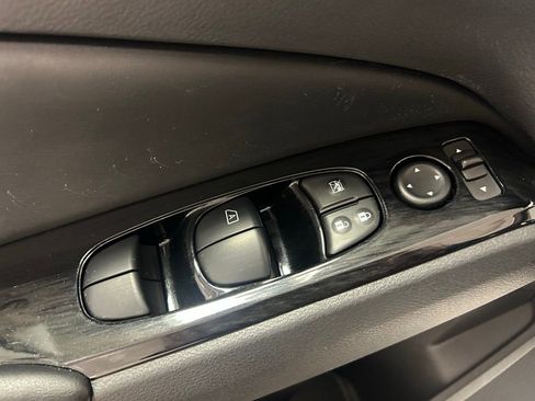 Used 2025 Nissan Altima 2.5 SR image 5