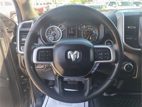 Used 2020 RAM 2500 Big Horn AWD/4WD image 7