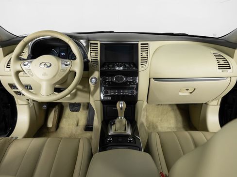 Used 2014 INFINITI QX70 AWD w/ Premium Package image 29