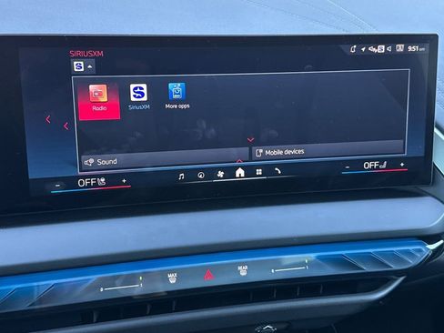 Used 2025 BMW X3 M50 w/ Premium Package image 21