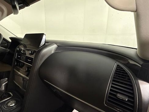 Used 2022 Nissan Armada SV w/ SV Appearance Package image 34