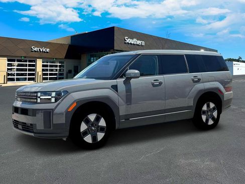 New 2026 Hyundai Santa Fe SE image 2