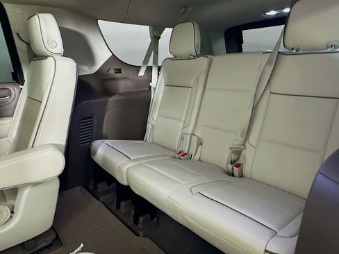 Used 2021 GMC Yukon XL Denali w/ Denali Ultimate Package RWD image 28