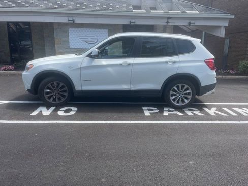 Used 2014 BMW X3 xDrive28i AWD/4WD image 4
