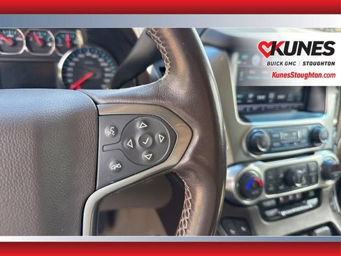 Used 2019 Chevrolet Suburban LT AWD/4WD image 38