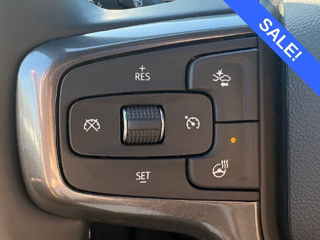Used 2025 Chevrolet Silverado 2500 High Country w/ Technology Package AWD/4WD image 6