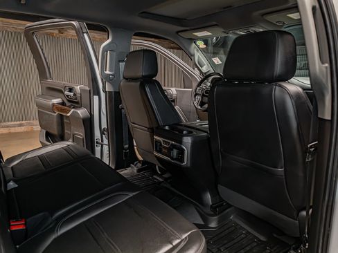 Used 2020 GMC Sierra 3500 Denali w/ Denali Ultimate Package AWD/4WD image 27