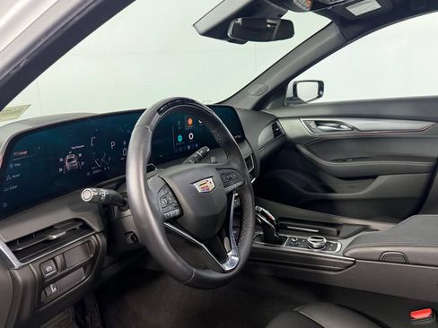 Used 2025 Cadillac CT5 Premium Luxury RWD image 21