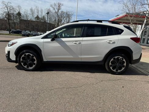 Used 2023 Subaru Crosstrek 2.0i AWD/4WD image 4