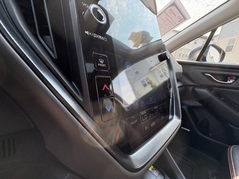 Certified 2024 Subaru Crosstrek 2.5i Limited w/ Crosstrek Mirror Package AWD/4WD image 31