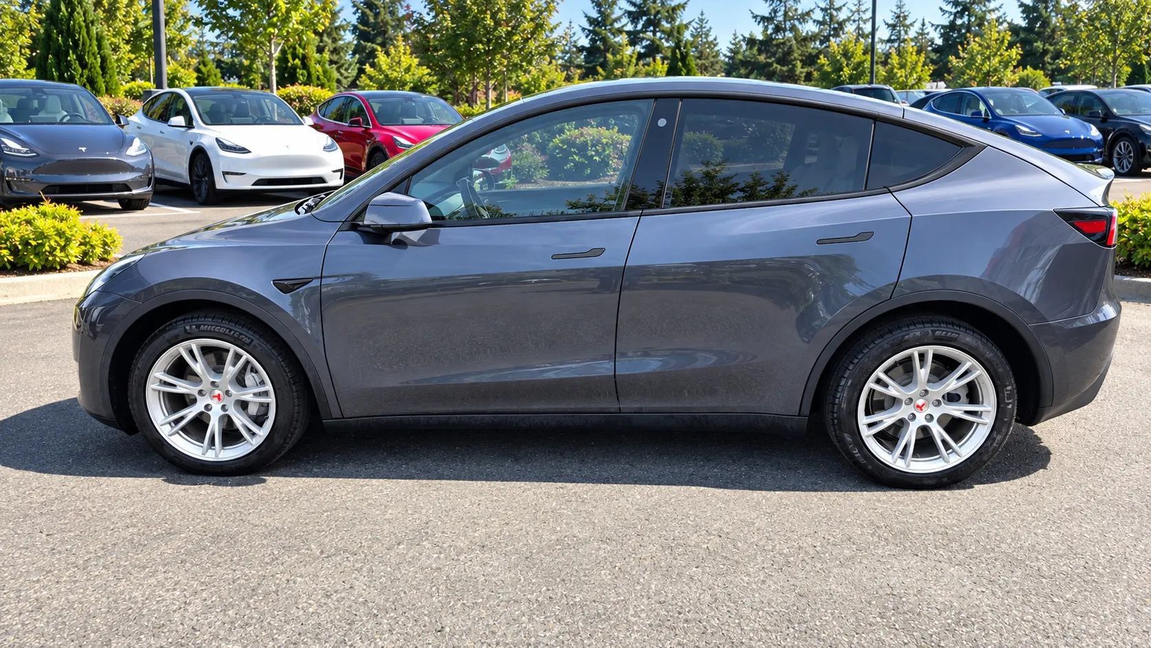 Used 2021 Tesla Model Y Long Range AWD/4WD image 8