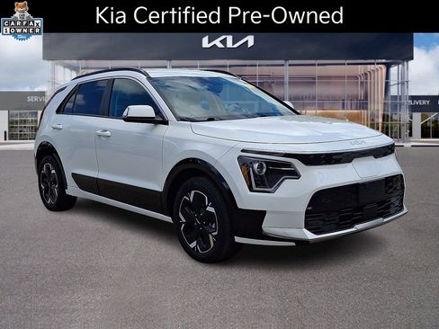 Certified 2023 Kia Niro Wind FWD image 1