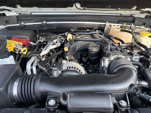 Used 2022 Jeep Gladiator Mojave AWD/4WD image 34