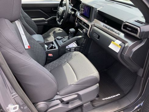 New 2025 Toyota Tacoma SR5 image 12