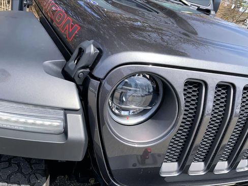 Used 2023 Jeep Wrangler Rubicon AWD/4WD image 28