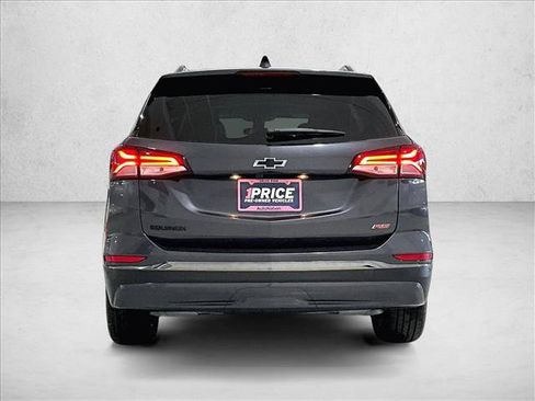 Used 2023 Chevrolet Equinox RS FWD image 4