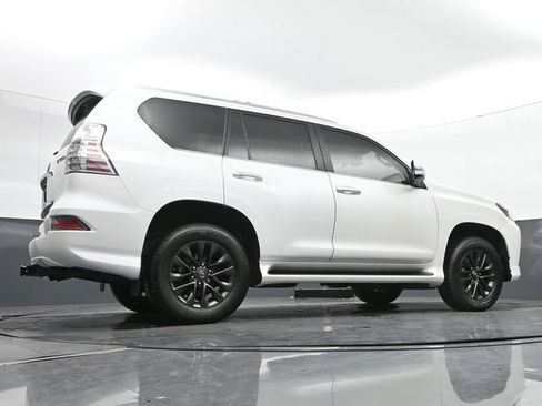 Certified 2020 Lexus GX 460 Premium w/ Premium Package AWD/4WD image 35
