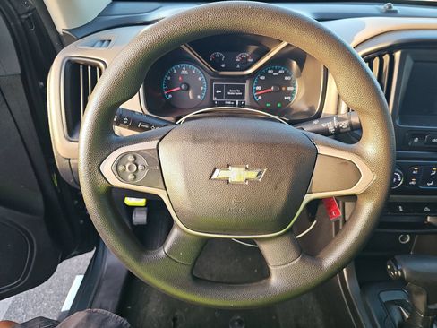 Used 2017 Chevrolet Colorado W/T w/ WT Convenience Package RWD image 6