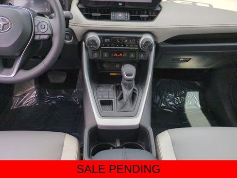 Used 2025 Toyota RAV4 XLE Premium w/ Weather Package AWD/4WD image 17