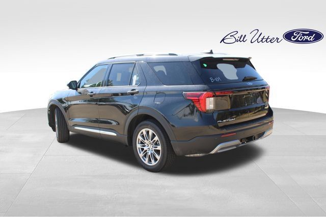 New 2026 Ford Explorer Platinum RWD image 4
