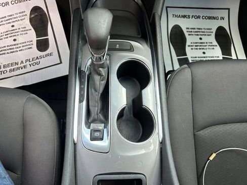 Used 2023 Chevrolet Malibu LT image 20