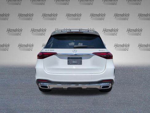 Used 2024 Mercedes-Benz GLE 350 4MATIC image 8