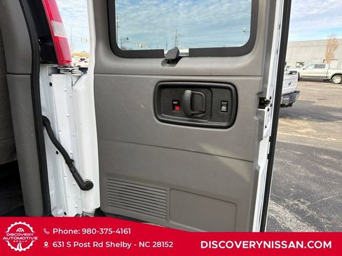 Used 2017 Chevrolet Express 3500 LT w/ LT Preferred Equipment Group image 25