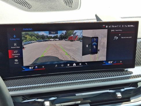 Used 2025 BMW X5 M60i w/ Executive Package image 19