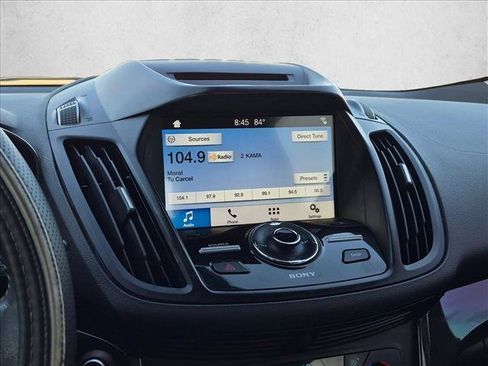 Used 2017 Ford Escape Titanium FWD image 11