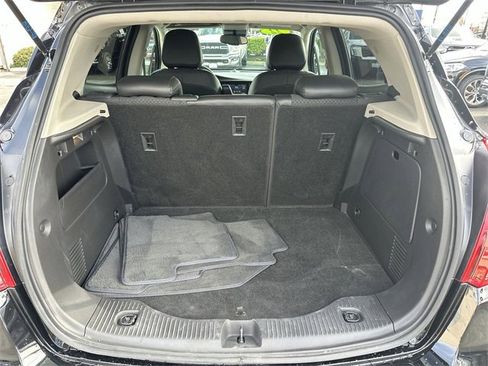 Used 2022 Buick Encore Preferred w/ Safety Package image 23