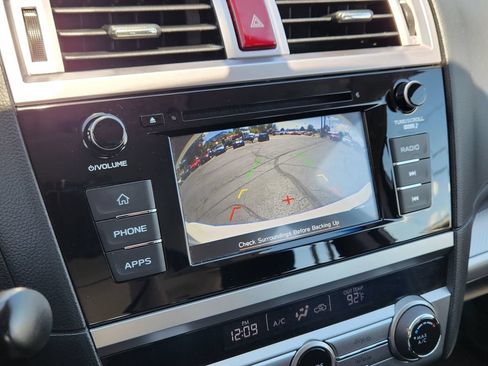 Used 2019 Subaru Outback 2.5i AWD/4WD image 21