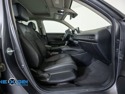 Used 2023 Honda HR-V EX-L image 38