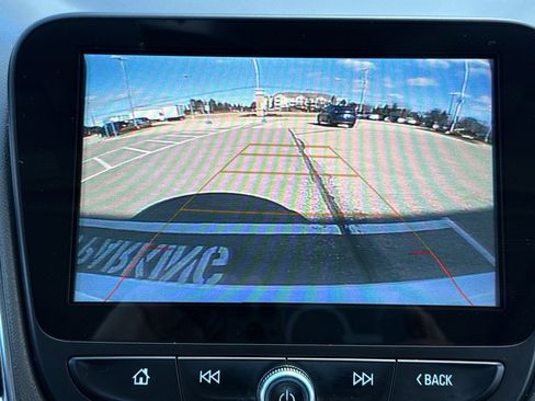 Used 2018 Chevrolet Malibu Premier w/ Premier Sun and Wheel Package image 32