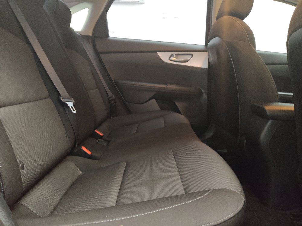 Used 2022 Kia Forte LXS FWD image 19
