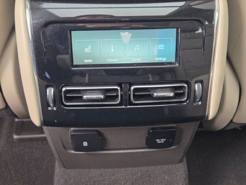 Used 2020 Lincoln Aviator Reserve w/ Equipment Group 201A image 19