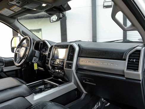 Used 2020 Ford F350 Lariat w/ Lariat Value Package image 9