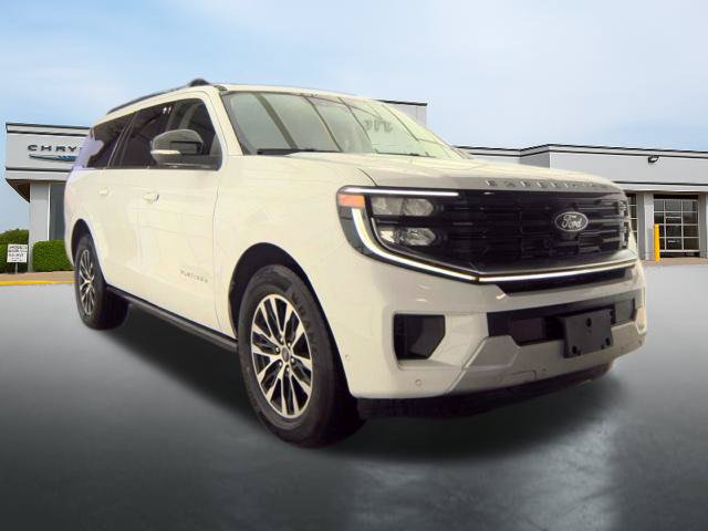 Used 2025 Ford Expedition Max Platinum AWD/4WD image 2